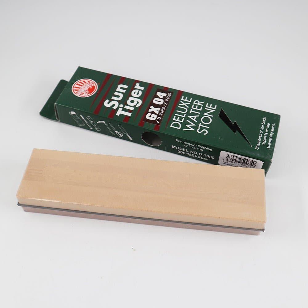 Water stone, Sun Tiger - Bench Stone Water Combination 1000Grit/6000Grit, pale beige rectangular stone with two grit surfaces.